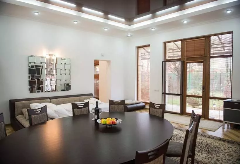 هتل Premium Village Residence