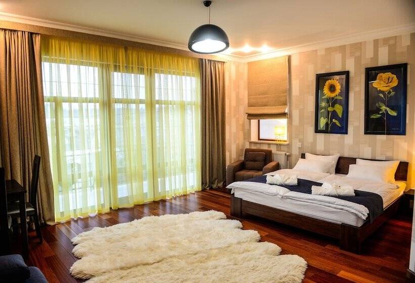 هتل Premium Village Residence