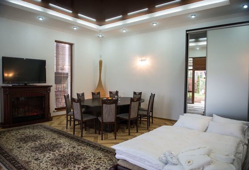 هتل Premium Village Residence