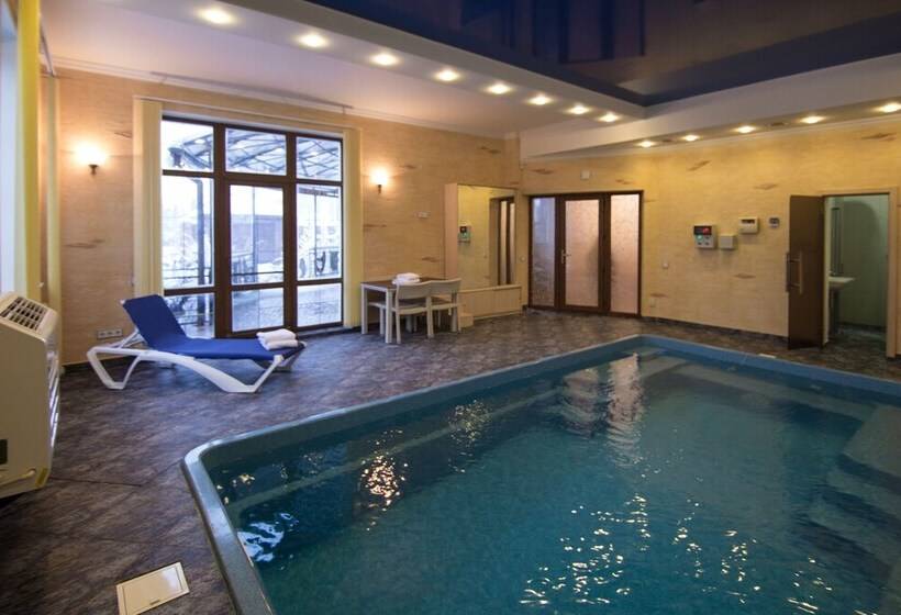 هتل Premium Village Residence