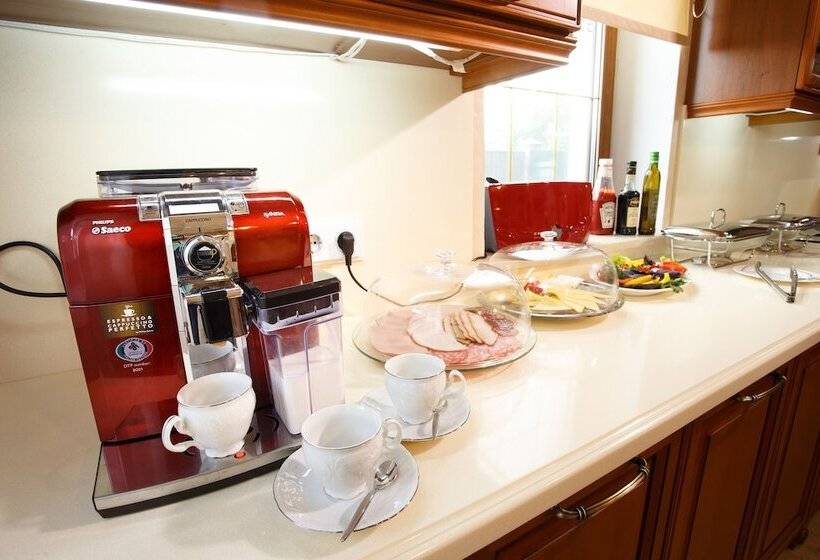 هتل Premium Village Residence