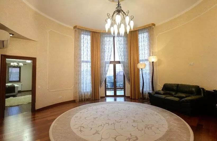 هتل Premium Village Residence