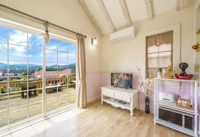 בית מלון כפרי Pungcha & Herb Pension