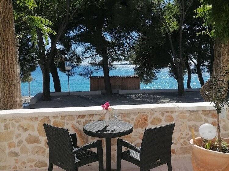 تختخواب و صبحانه Boutique Vila Marijini Dvori