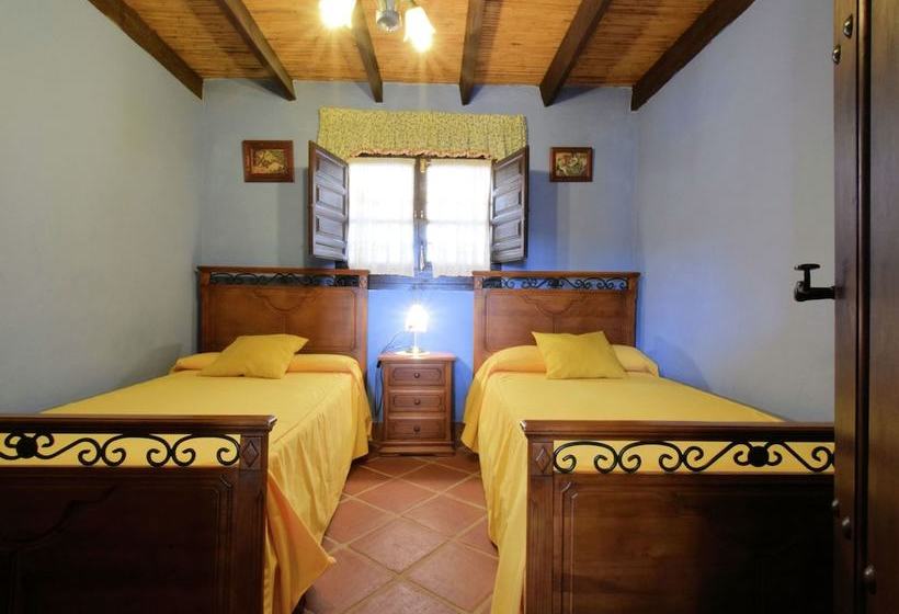 Cozy Cottage In El Borge With Private Pool