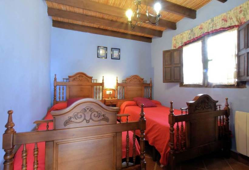 Cozy Cottage In El Borge With Private Pool