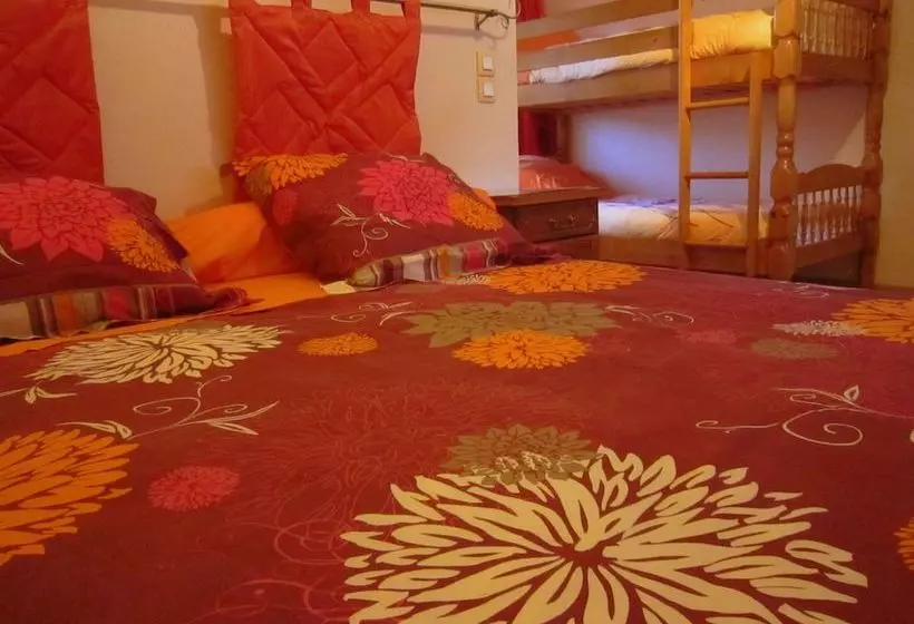 Cozy Cottage In Vairessurmarne With Garden