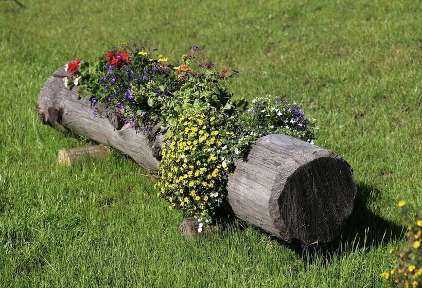 Dreamy Cottage In Bellamonte Italy With Hot Tub