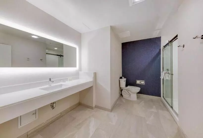 Hotelli Fairfield Inn & Suites By Marriott Charlotte Belmont