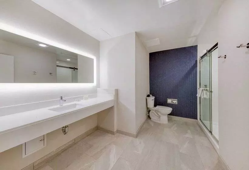 Hotelli Fairfield Inn & Suites By Marriott Charlotte Belmont