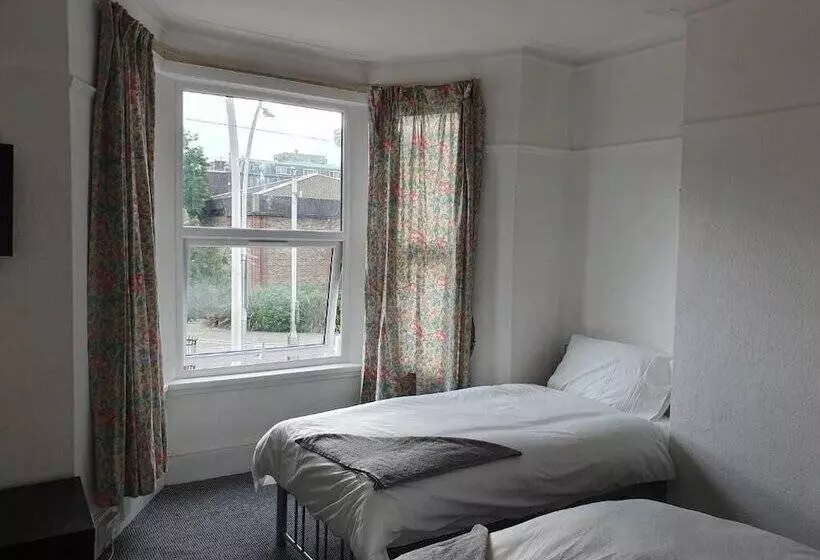 هتل Sial Group Townhouse