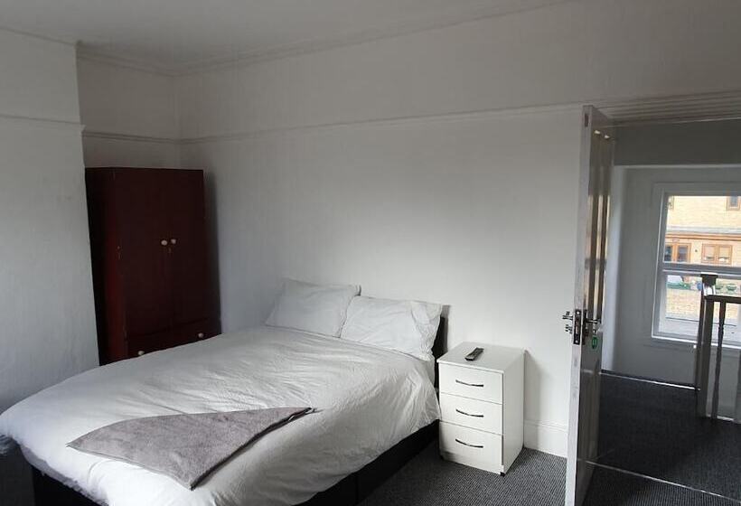 호텔 Sial Group Townhouse