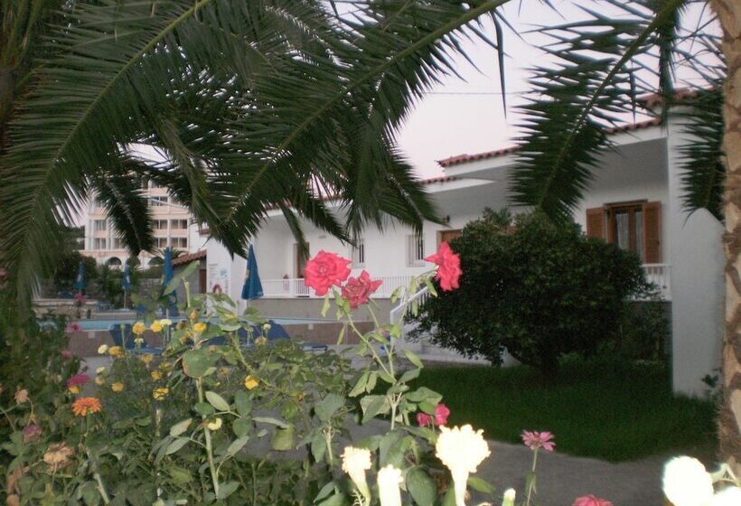 Adult Only Hotel Suzanna