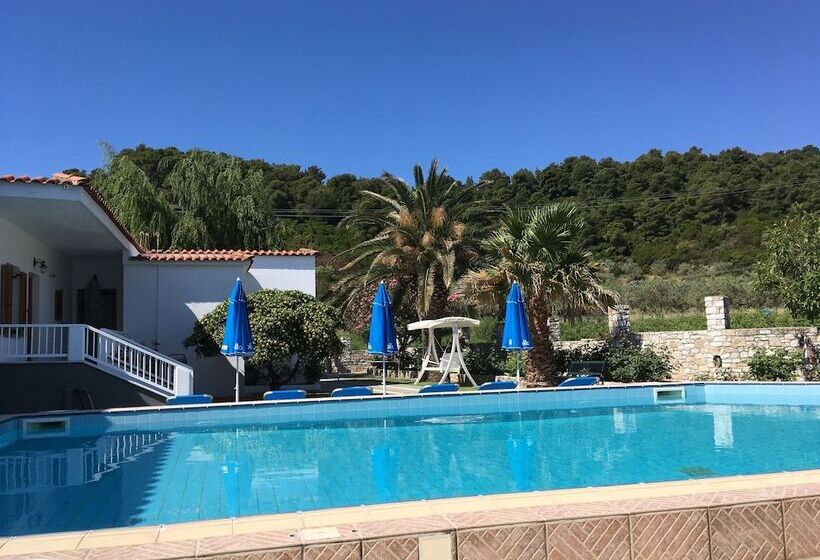 Adult Only Hotel Suzanna