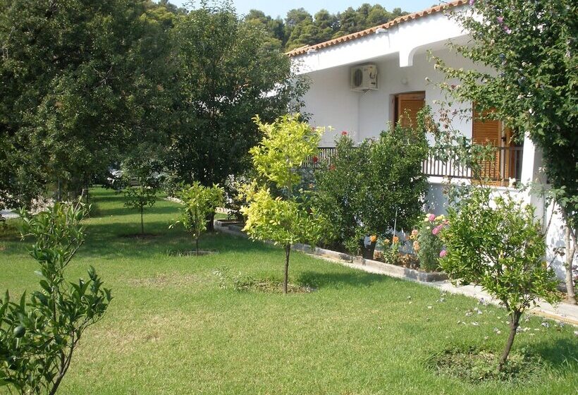 Adult Only Hotel Suzanna