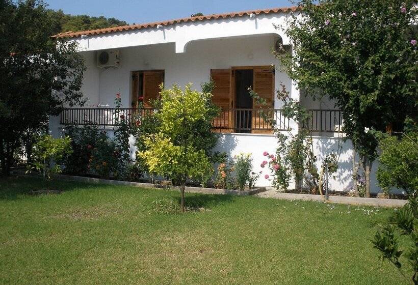 Adult Only Hotel Suzanna