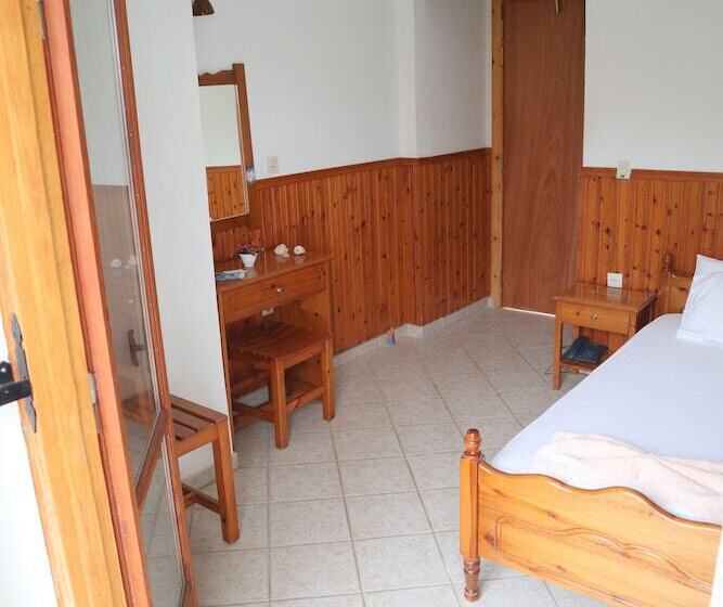 Adult Only Hotel Suzanna