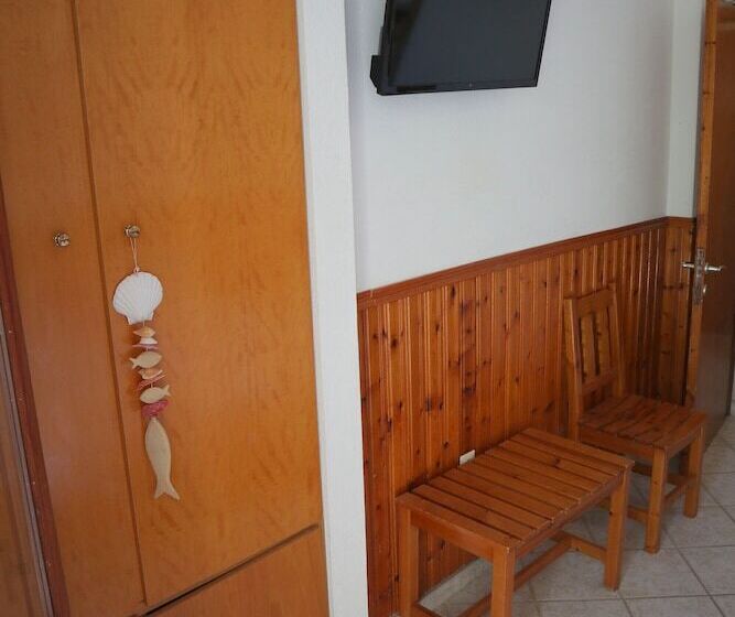 Adult Only Hotel Suzanna