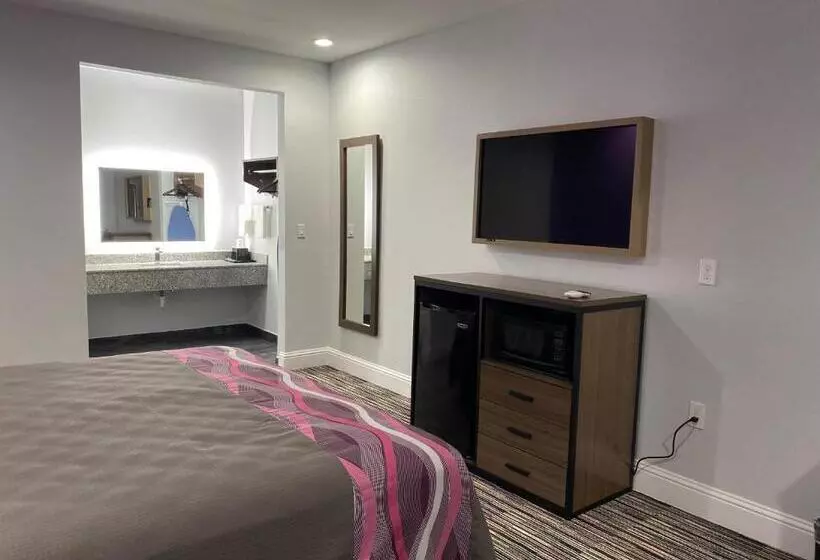 Motelli Palace Inn Crosby