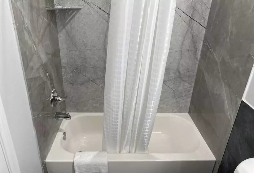 Motelli Palace Inn Crosby