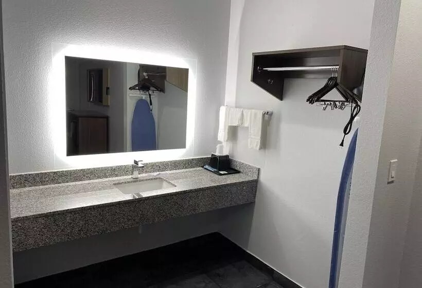 Motelli Palace Inn Crosby