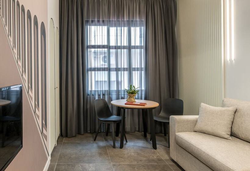 膳宿费 Domus Ariadne