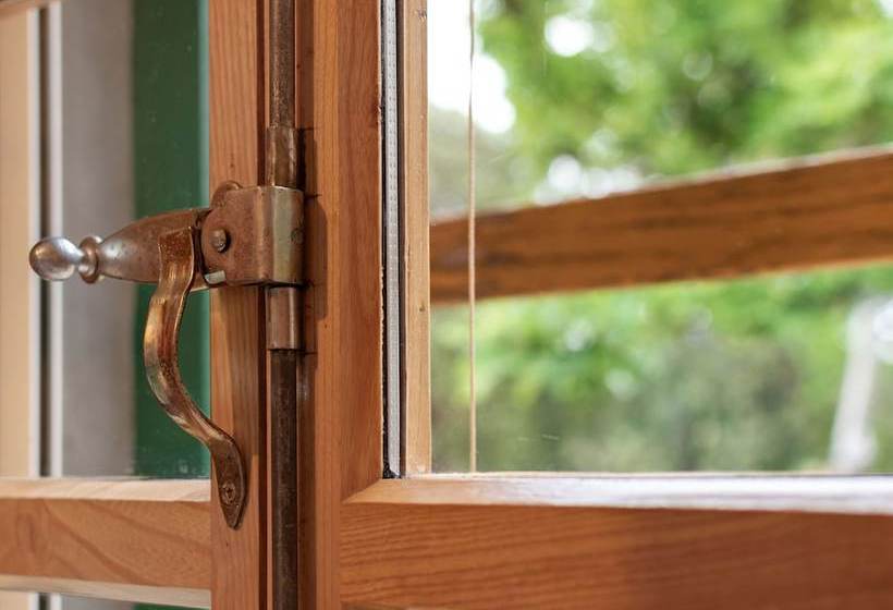 Secluded Cottage In Trpanj With Garden