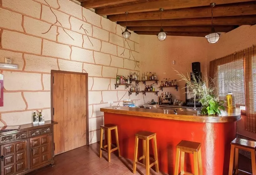 Vintage Farmhouse In Algarinejo With Terrace