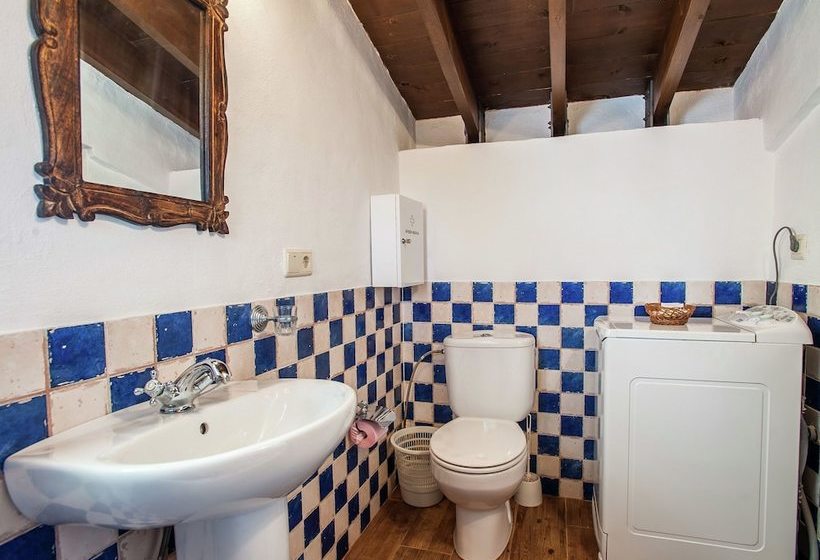 Vintage Farmhouse In Algarinejo With Terrace