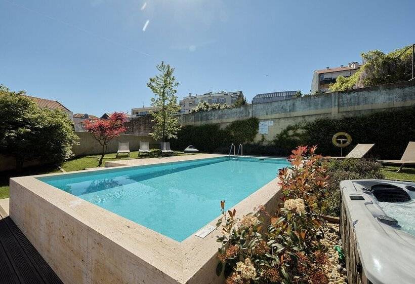 Aparthotel Oporto Anselmo