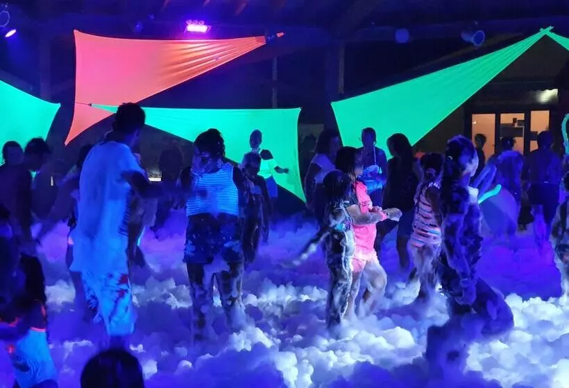 Hotelli Camping De Pujol