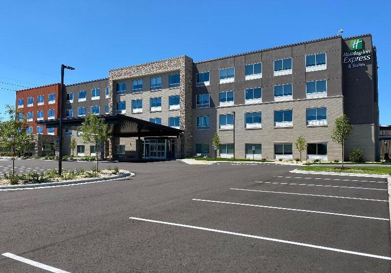 호텔 Holiday Inn Express & Suites Madison West Middleton, An Ihg
