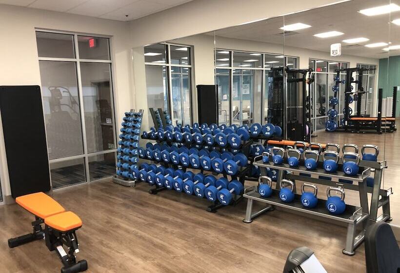 호텔 Holiday Inn Express & Suites Madison West Middleton, An Ihg