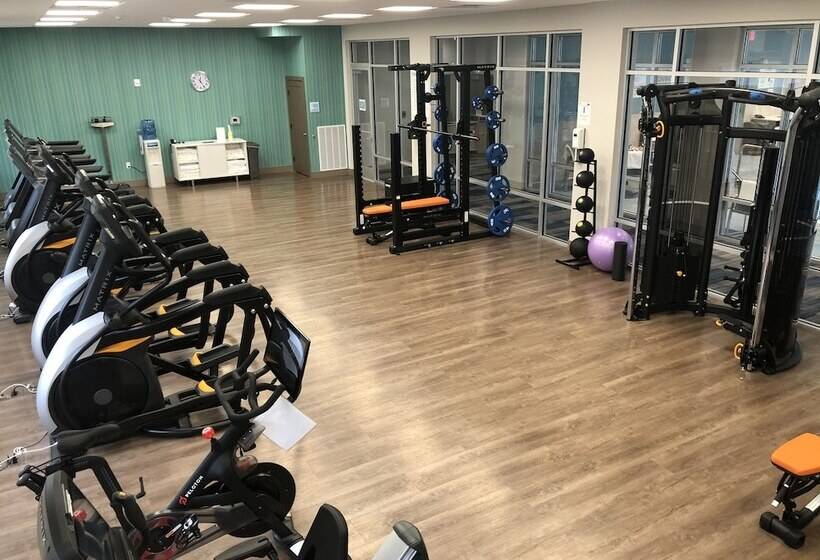 호텔 Holiday Inn Express & Suites Madison West Middleton, An Ihg