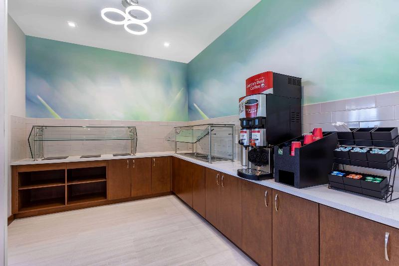 בית מלון כפרי Wyndham Garden Miami International Airport