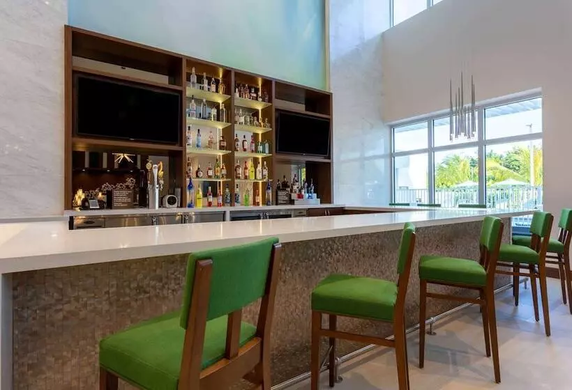 Hotelli Wyndham Garden Miami International Airport
