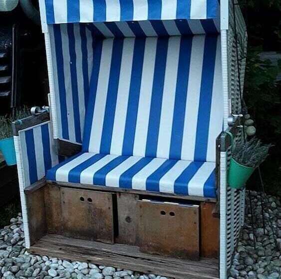 Juwel Feriendorf Reihenhaus Blaue Blume