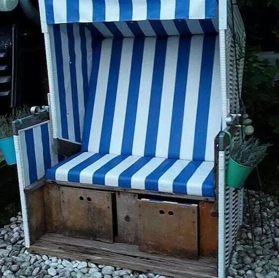 Juwel Feriendorf Reihenhaus Blaue Blume