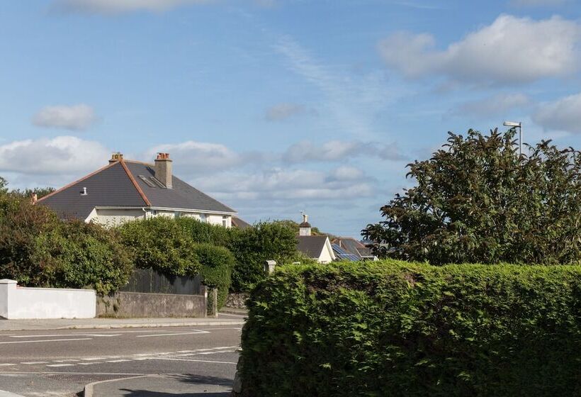 Pensão Roseland House