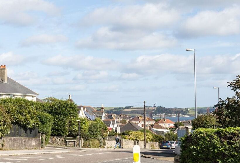 Pensão Roseland House