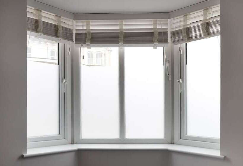 Pensão Roseland House