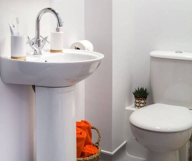 Pensão Roseland House