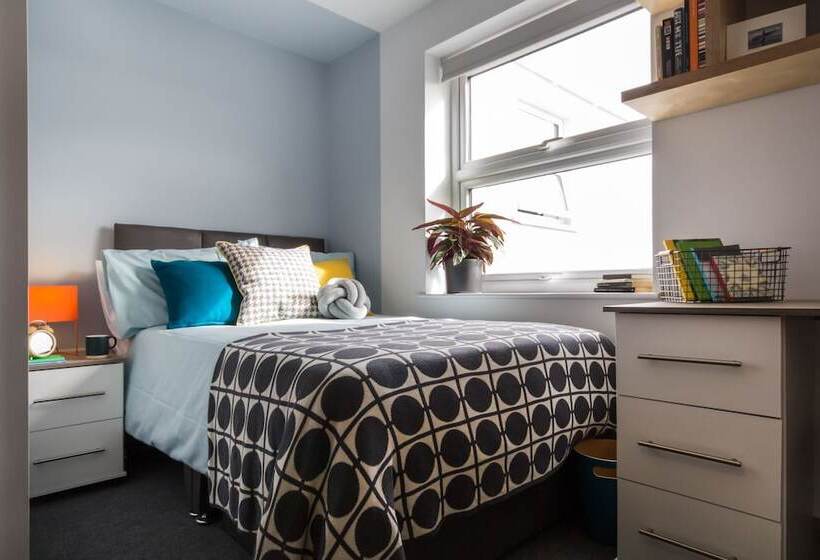 Pensão Roseland House