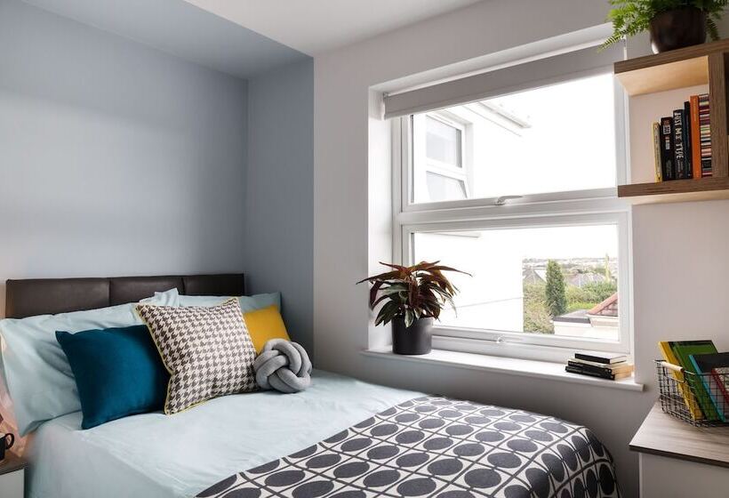 Pensão Roseland House