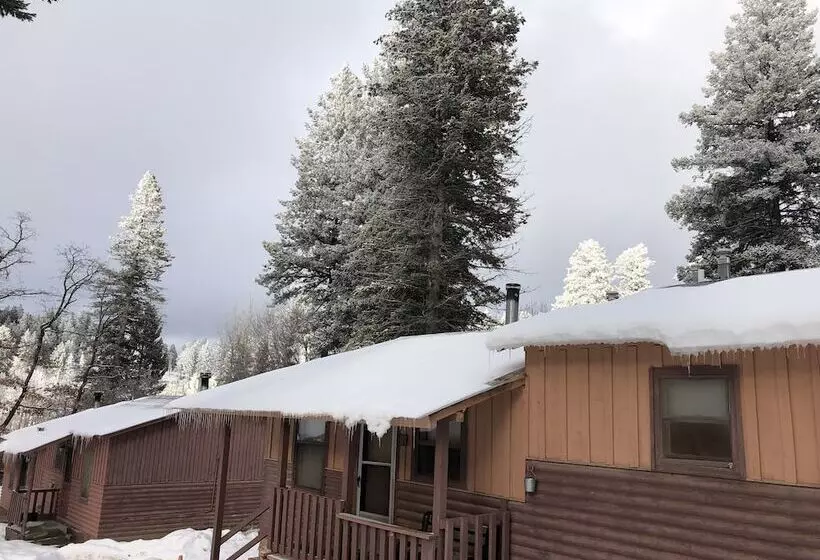 The Cabins At Cloudcroft