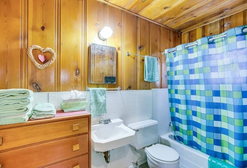 The Cabins At Cloudcroft