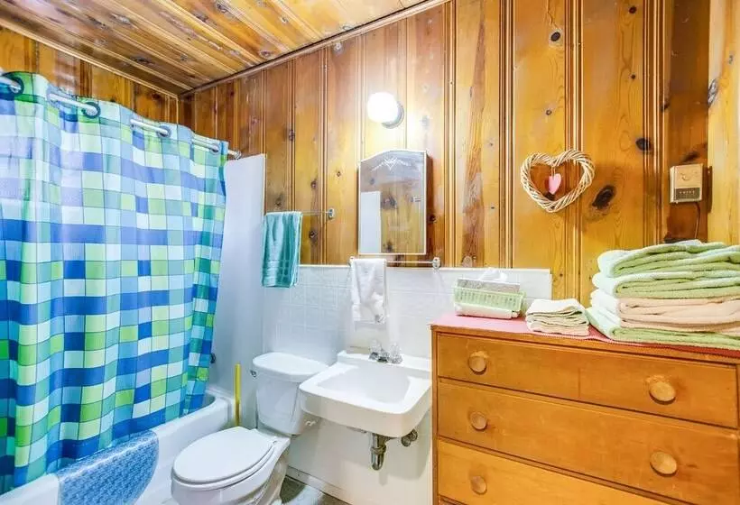 The Cabins At Cloudcroft