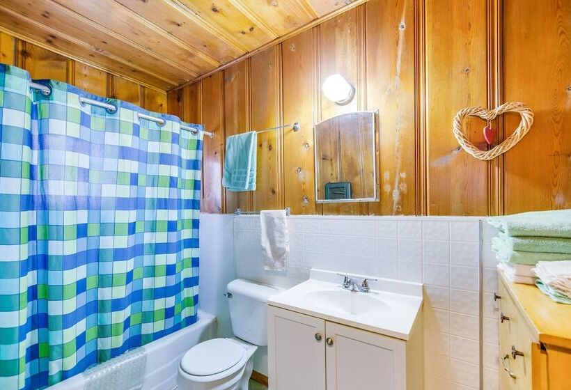 The Cabins At Cloudcroft