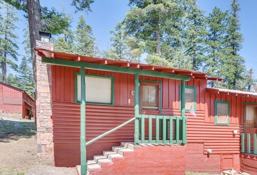The Cabins At Cloudcroft