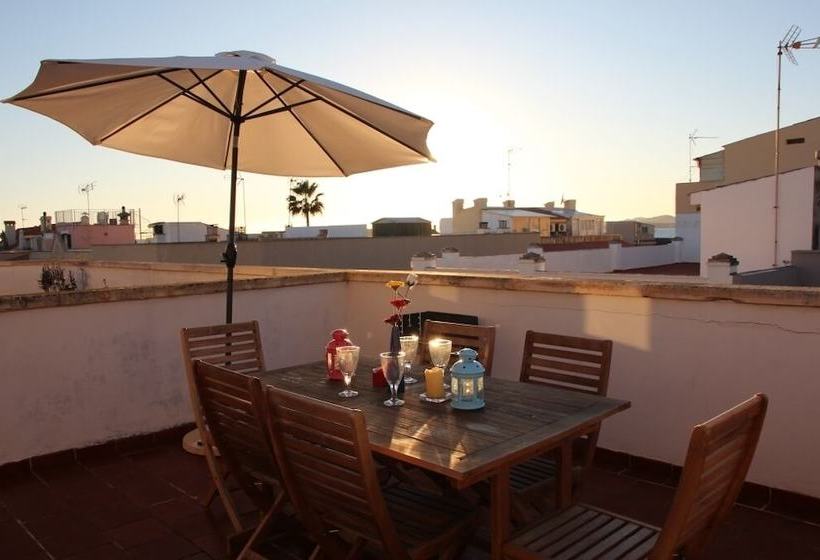 Townhouse 200mts From Sea/beach